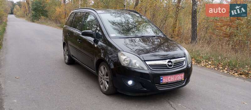Минивэн Opel Zafira 2006 в Виннице