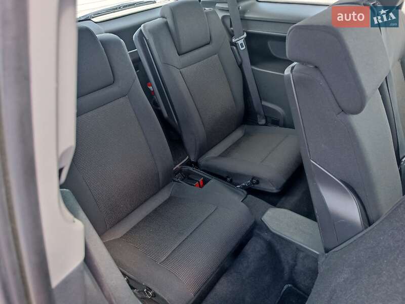 Минивэн Opel Zafira 2010 в Харькове фото 22 Минивэн Opel Zafira 2010 в Харькове