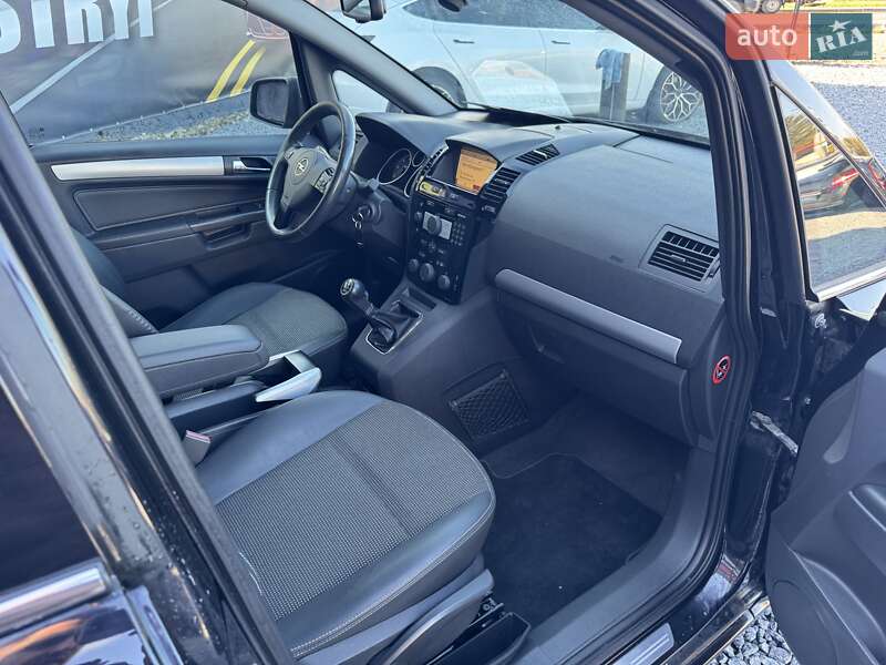 Минивэн Opel Zafira 2010 в Стрые фото 11 Минивэн Opel Zafira 2010 в Стрые