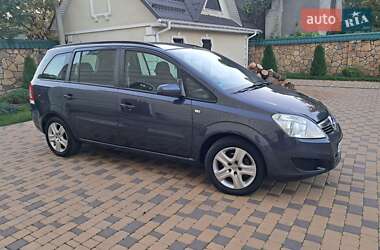 Минивэн Opel Zafira 2009 в 