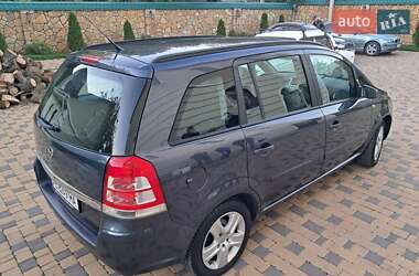 Минивэн Opel Zafira 2009 в 
