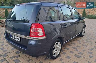 Минивэн Opel Zafira 2009 в 