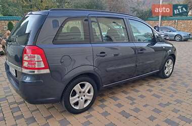Минивэн Opel Zafira 2009 в 