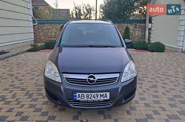 Минивэн Opel Zafira 2009 в 