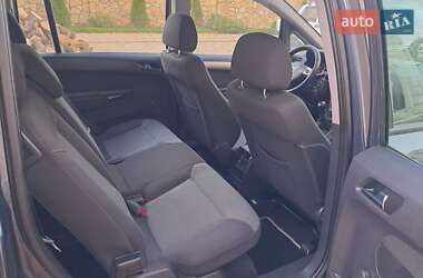 Минивэн Opel Zafira 2009 в 