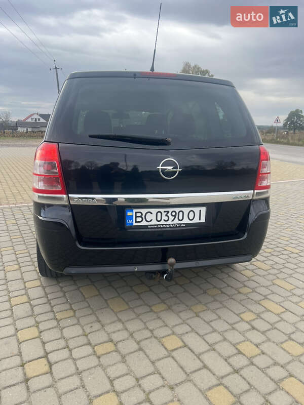 Минивэн Opel Zafira 2011 в Краковце фото 8 Минивэн Opel Zafira 2011 в Краковце