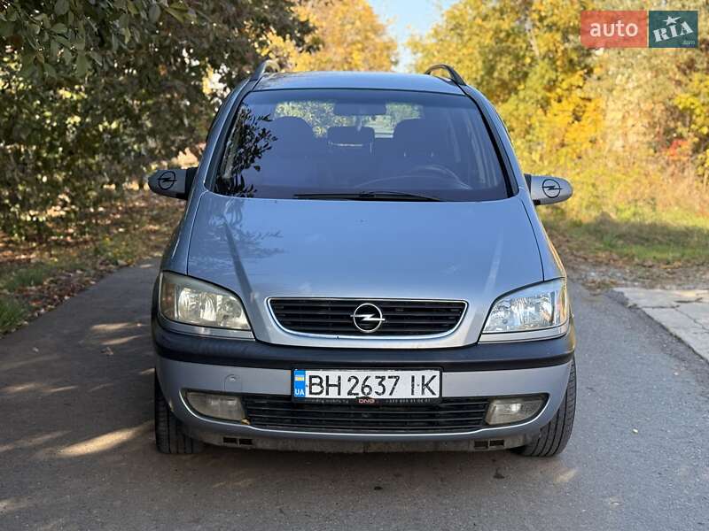 Мінівен Opel Zafira 2001 в Одесі
