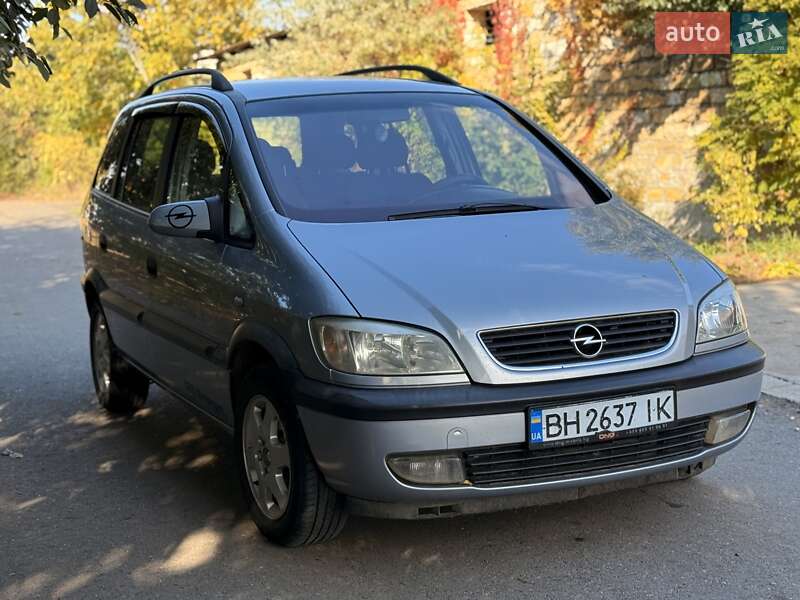 Мінівен Opel Zafira 2001 в Одесі