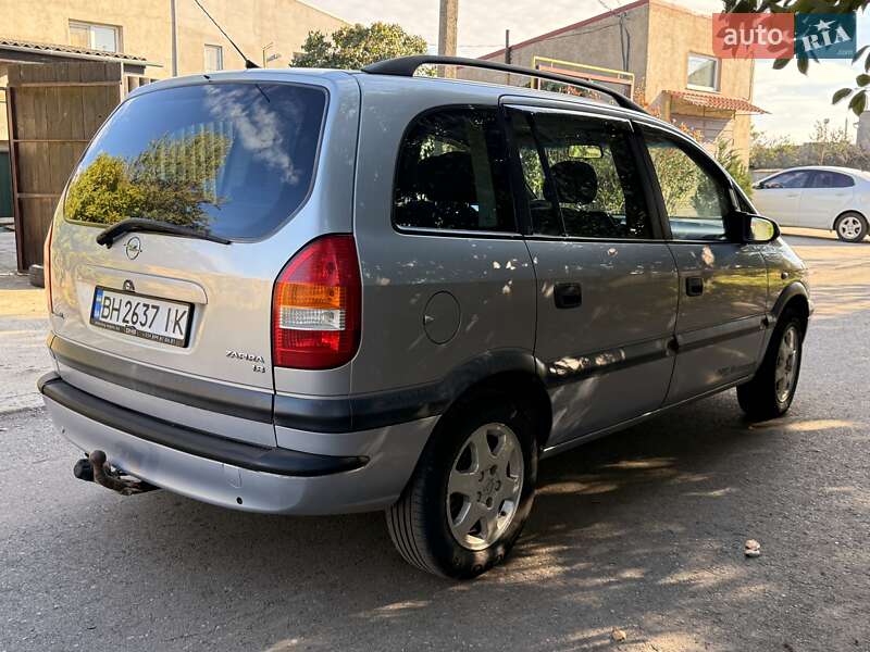 Мінівен Opel Zafira 2001 в Одесі