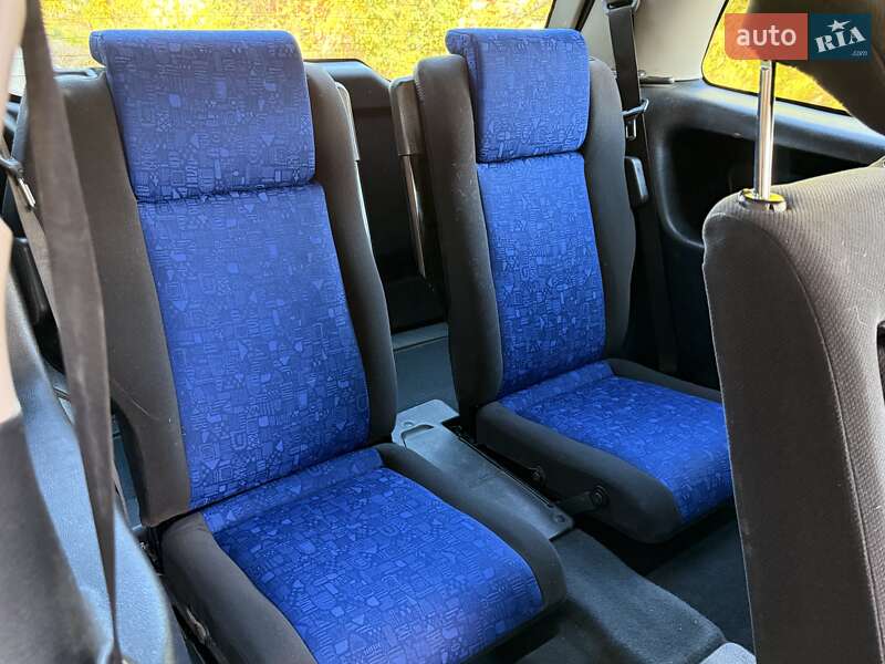 Мінівен Opel Zafira 2001 в Одесі