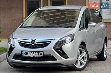Микровэн Opel Zafira 2015 в Одессе