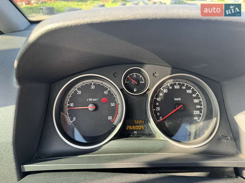 Мінівен Opel Zafira 2012 в Одесі фото 10 Мінівен Opel Zafira 2012 в Одесі