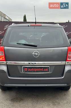 Мінівен Opel Zafira 2011 в  фото 9 Мінівен Opel Zafira 2011 в