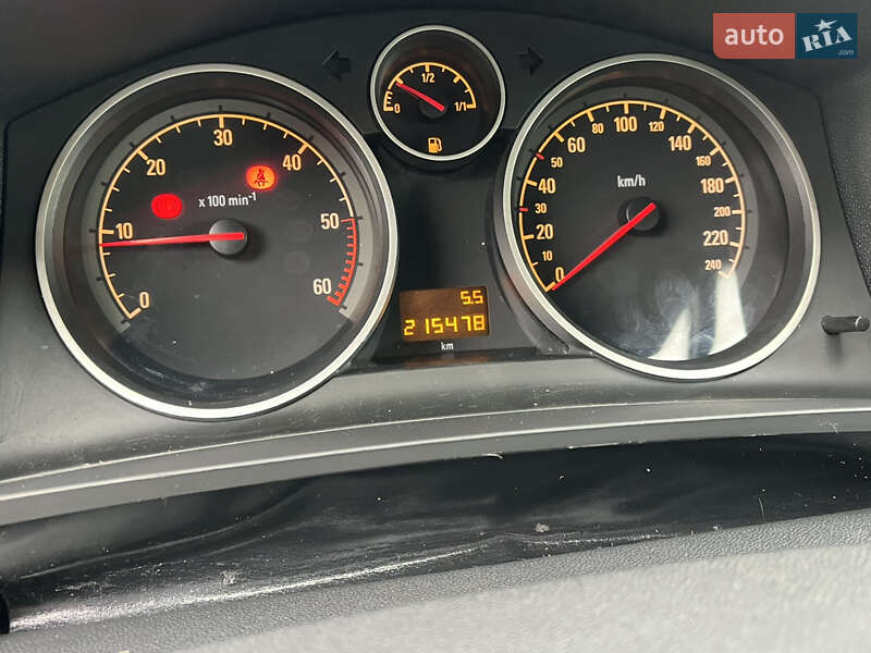 Мінівен Opel Zafira 2010 в Чернівцях фото 6 Мінівен Opel Zafira 2010 в Чернівцях