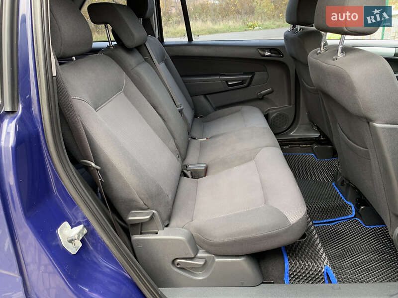Минивэн Opel Zafira 2011 в Бердичеве фото 30 Минивэн Opel Zafira 2011 в Бердичеве