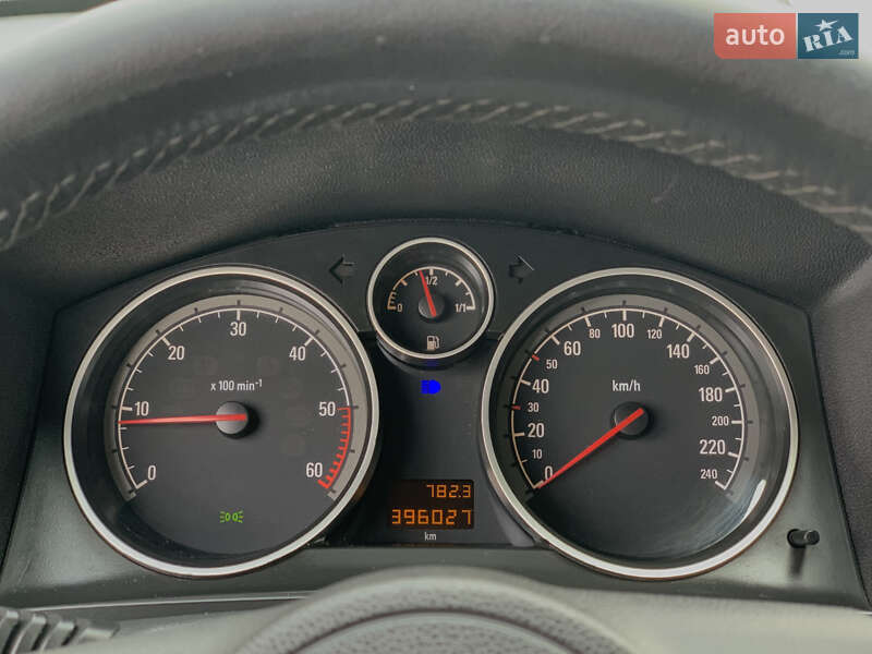 Минивэн Opel Zafira 2011 в Бердичеве фото 44 Минивэн Opel Zafira 2011 в Бердичеве