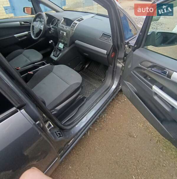 Минивэн Opel Zafira 2005 в Черкассах фото 5 Минивэн Opel Zafira 2005 в Черкассах