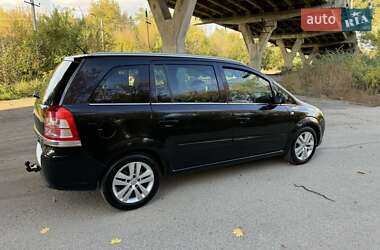 Мінівен Opel Zafira 2009 в  фото 8 Мінівен Opel Zafira 2009 в