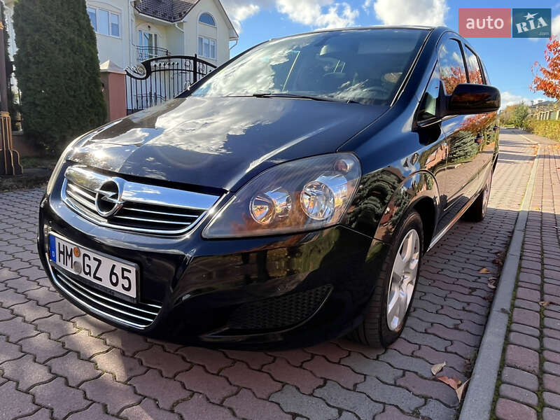 Мінівен Opel Zafira 2010 в Чернівцях фото 28 Мінівен Opel Zafira 2010 в Чернівцях