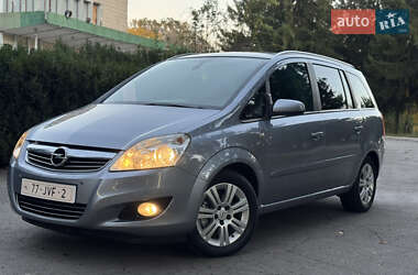Мінівен Opel Zafira 2010 в Умані