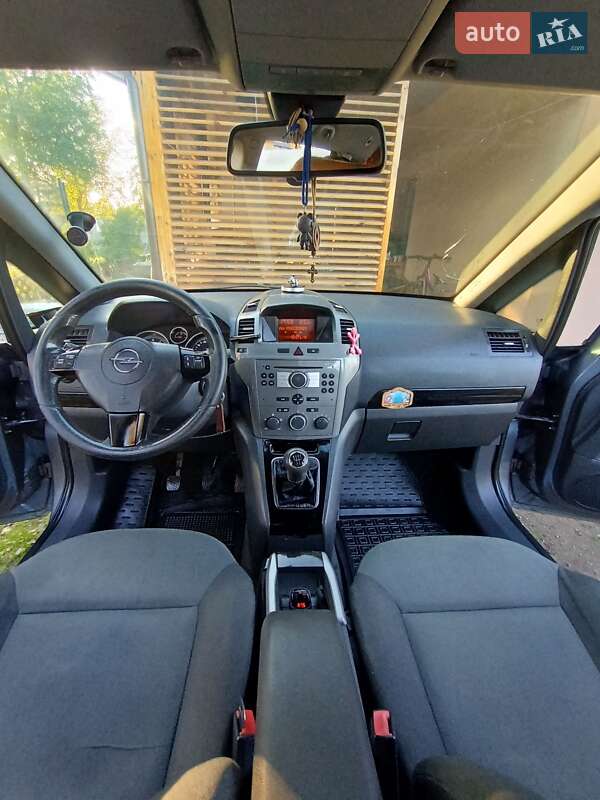 Мінівен Opel Zafira 2006 в Вінниці