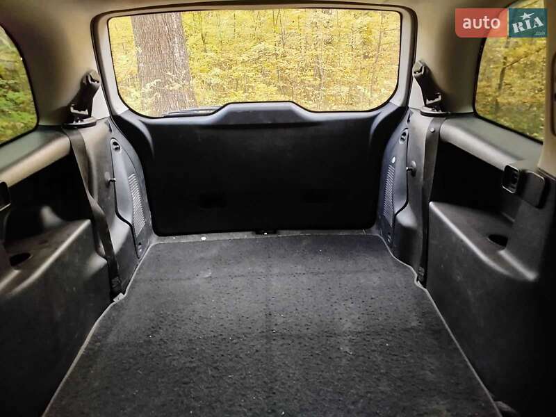 Минивэн Opel Zafira 2003 в Бориславе