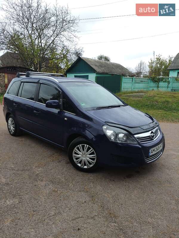 Минивэн Opel Zafira 2012 в Коростене фото 5 Минивэн Opel Zafira 2012 в Коростене