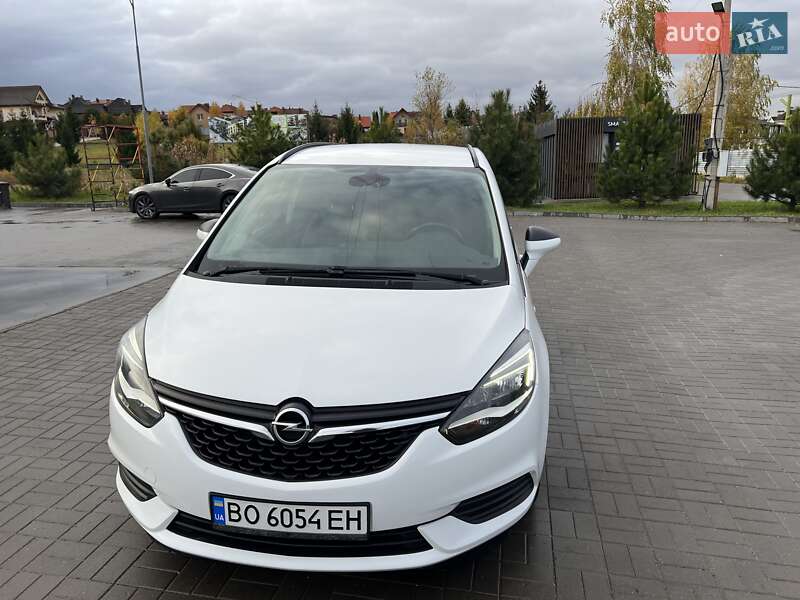 Мінівен Opel Zafira 2017 в Хмельницькому