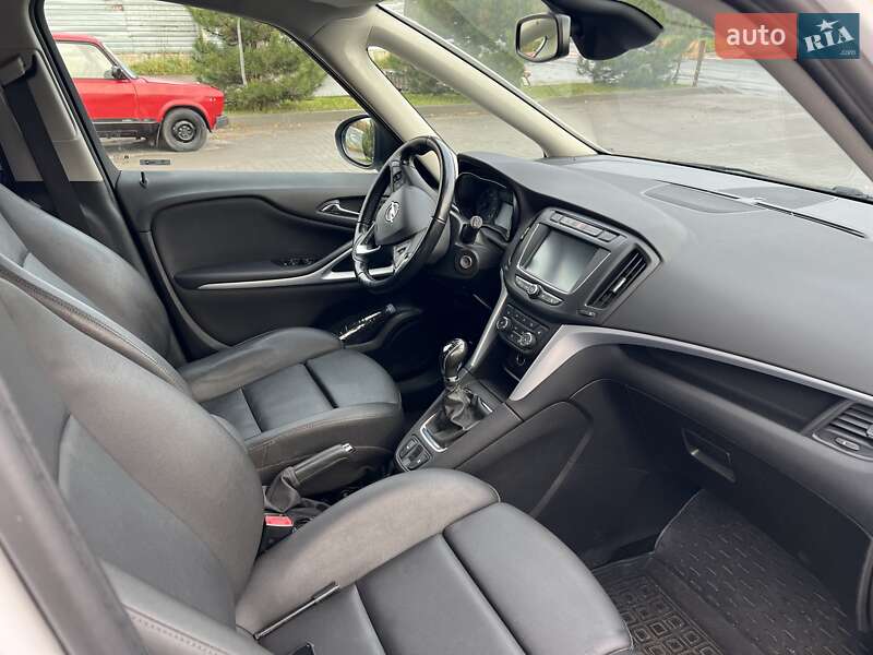 Мінівен Opel Zafira 2017 в Хмельницькому