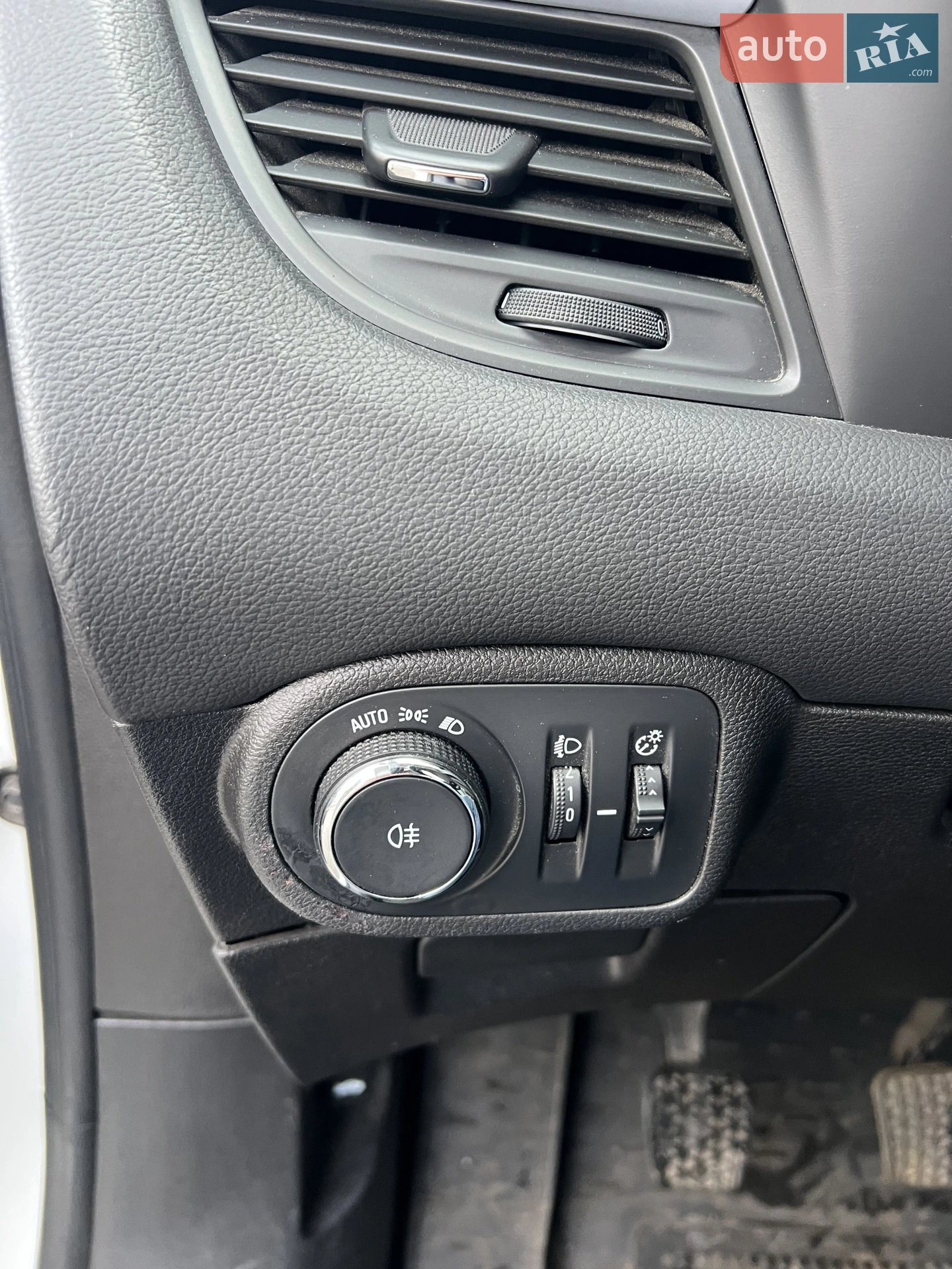 2017 Opel Zafira - мініатюра 26