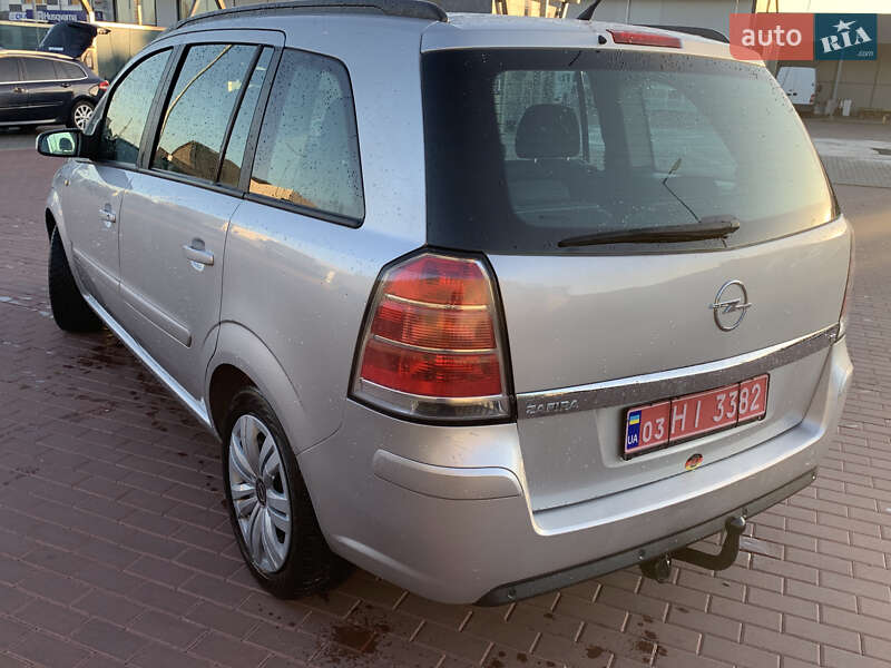Мінівен Opel Zafira 2006 в Сарнах