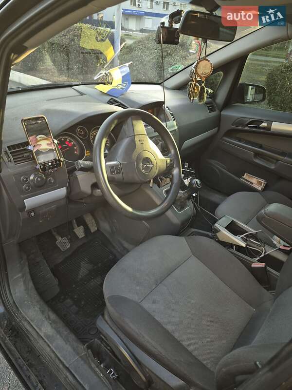 Минивэн Opel Zafira 2007 в Запорожье фото 24 Минивэн Opel Zafira 2007 в Запорожье