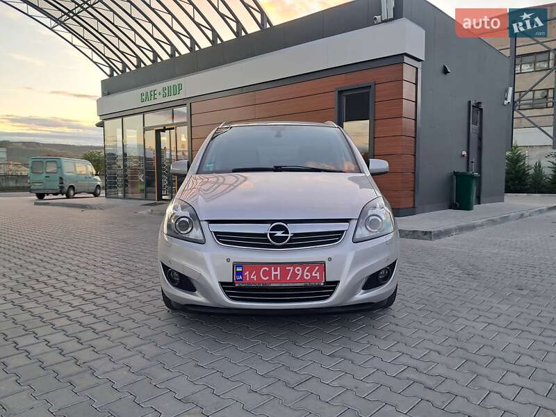 Минивэн Opel Zafira 2012 в Могилев-Подольске фото 32 Минивэн Opel Zafira 2012 в Могилев-Подольске
