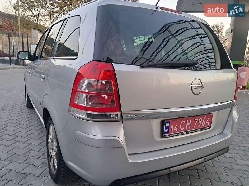Минивэн Opel Zafira 2012 в Могилев-Подольске фото 42 Минивэн Opel Zafira 2012 в Могилев-Подольске