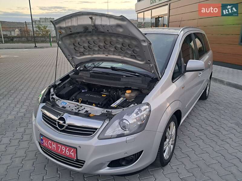 Минивэн Opel Zafira 2012 в Могилев-Подольске фото 63 Минивэн Opel Zafira 2012 в Могилев-Подольске
