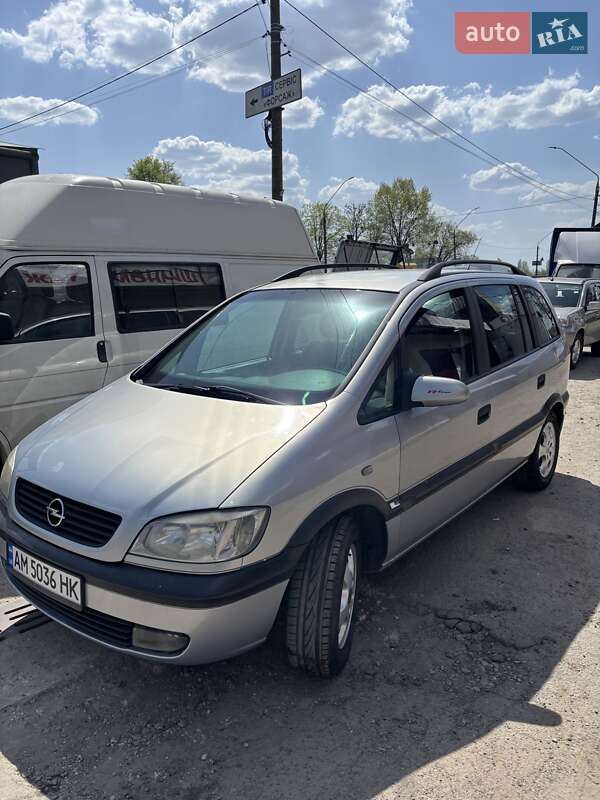 Opel Zafira 2002