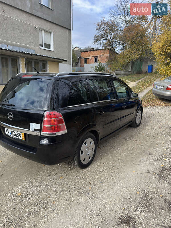 Минивэн Opel Zafira 2005 в Збараже