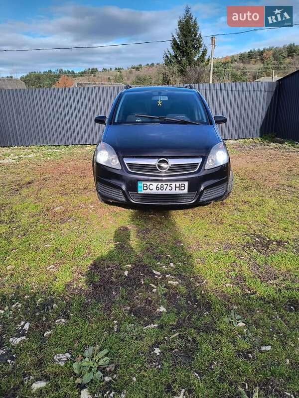 Минивэн Opel Zafira 2006 в Тлумаче