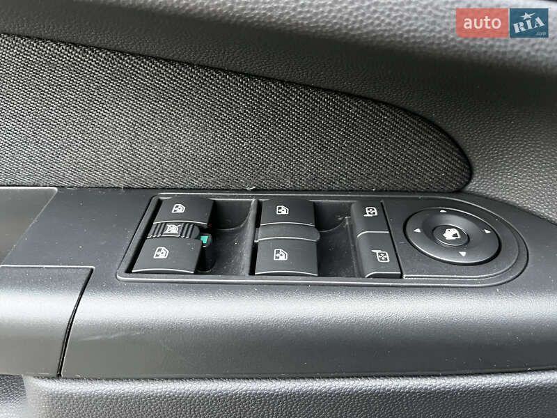 Минивэн Opel Zafira 2013 в Луцке фото 11 Минивэн Opel Zafira 2013 в Луцке