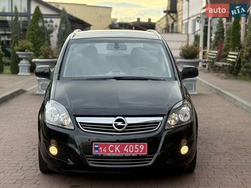 Минивэн Opel Zafira 2014 в Стрые