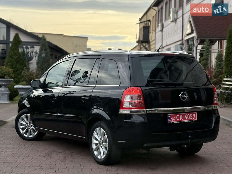 Минивэн Opel Zafira 2014 в Стрые