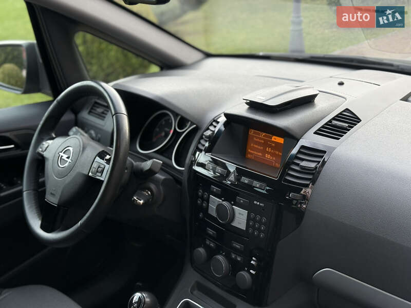 Минивэн Opel Zafira 2014 в Стрые