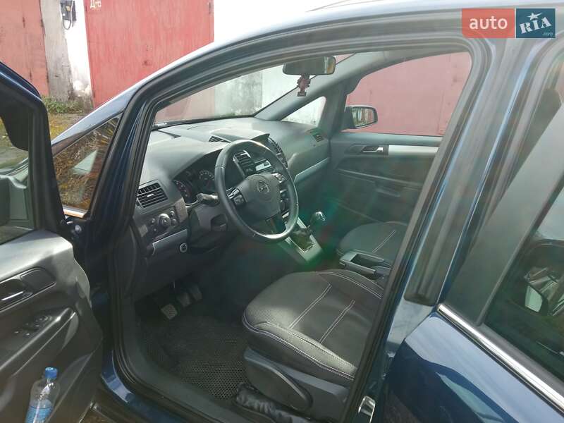 Минивэн Opel Zafira 2011 в Шепетовке фото 8 Минивэн Opel Zafira 2011 в Шепетовке