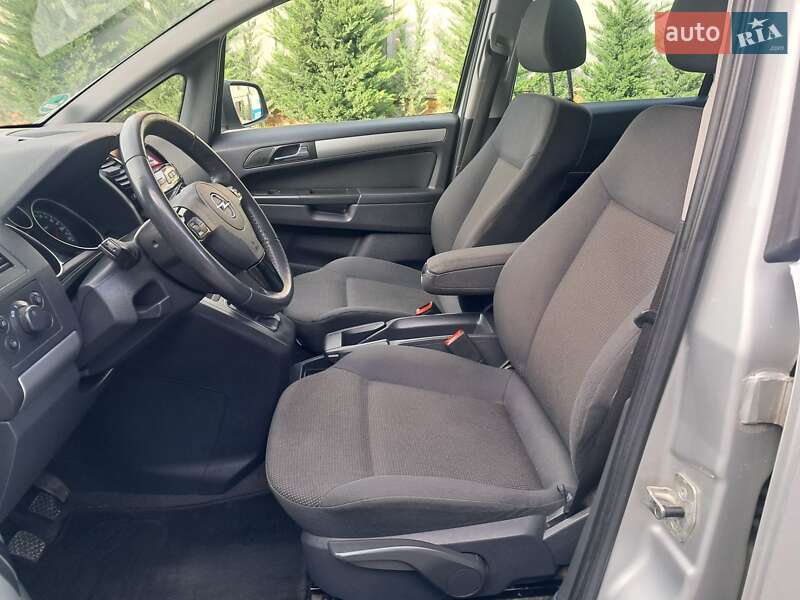 Минивэн Opel Zafira 2012 в Могилев-Подольске фото 75 Минивэн Opel Zafira 2012 в Могилев-Подольске