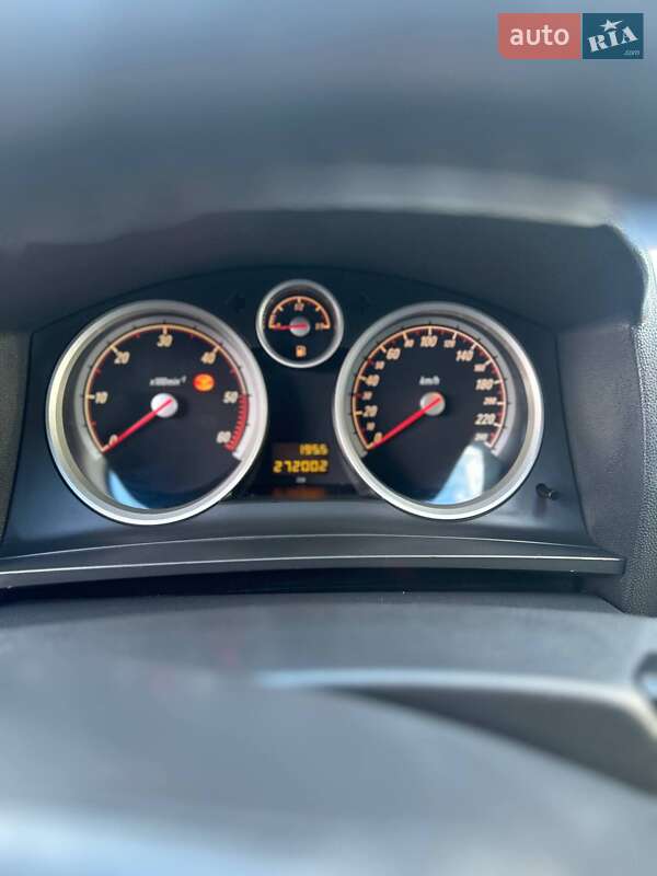 Минивэн Opel Zafira 2008 в Ирпене