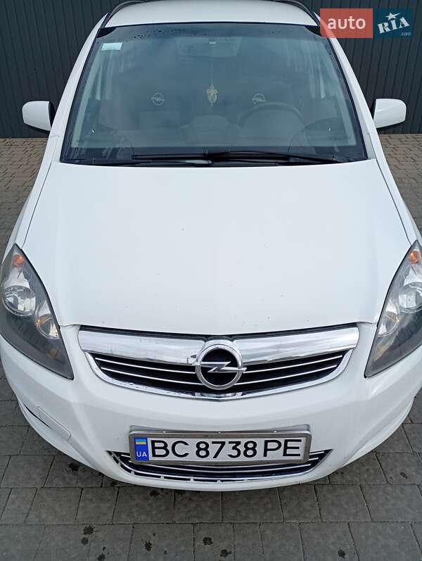 Минивэн Opel Zafira 2013 в Дрогобыче фото Минивэн Opel Zafira 2013 в Дрогобыче