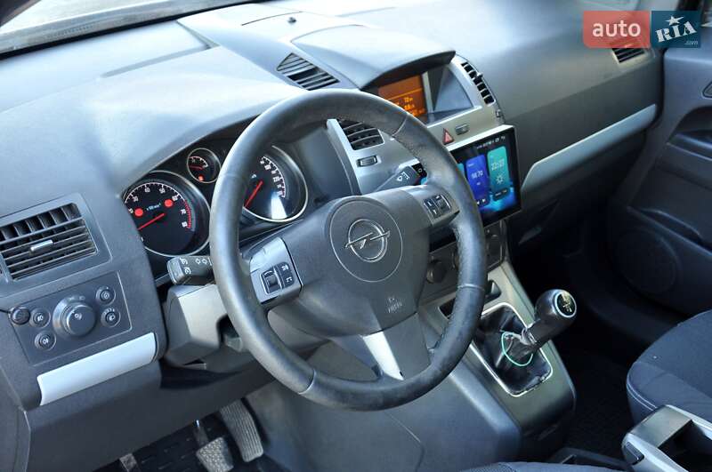 Мінівен Opel Zafira 2006 в Львові