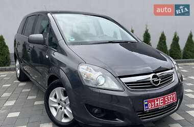 Мінівен Opel Zafira 2011 в Дрогобичі