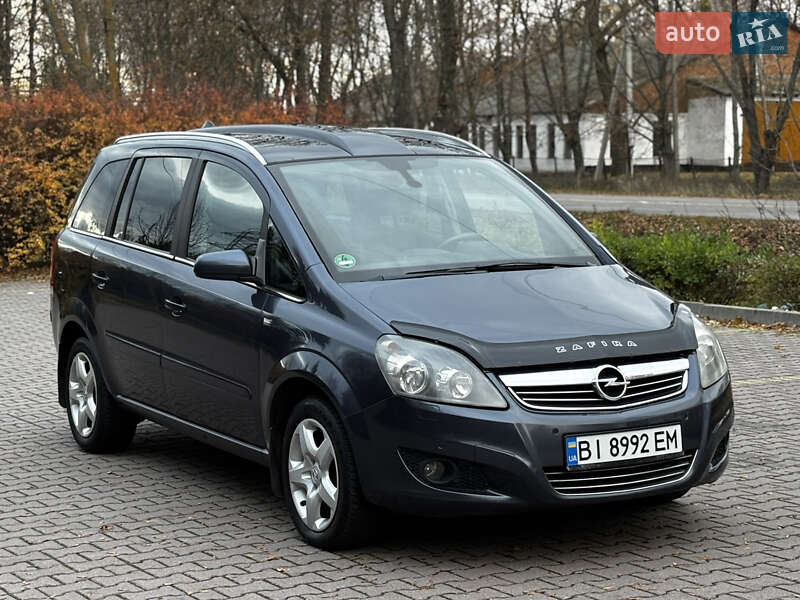 Минивэн Opel Zafira 2008 в Миргороде фото 4 Минивэн Opel Zafira 2008 в Миргороде
