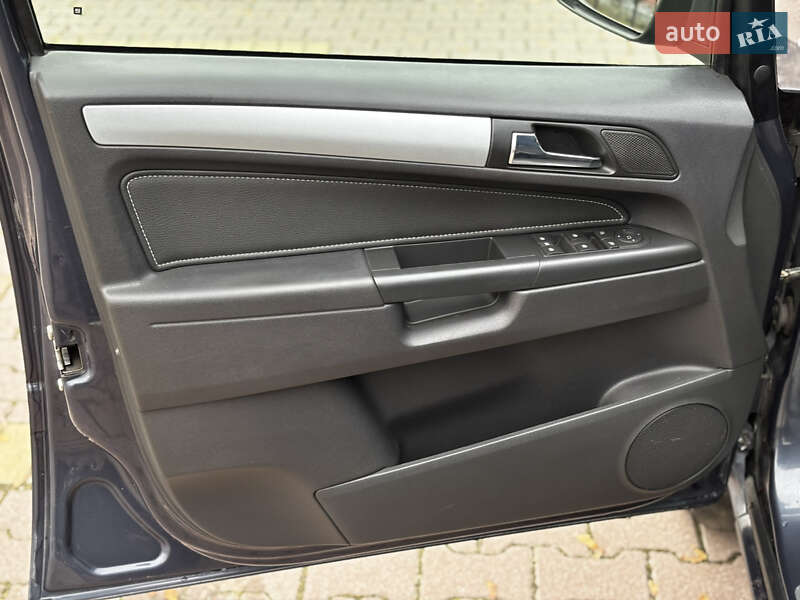 Минивэн Opel Zafira 2008 в Миргороде фото 18 Минивэн Opel Zafira 2008 в Миргороде